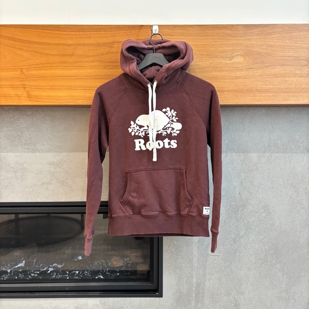 Roots Canada Hoodie in chocolate, Size S/P